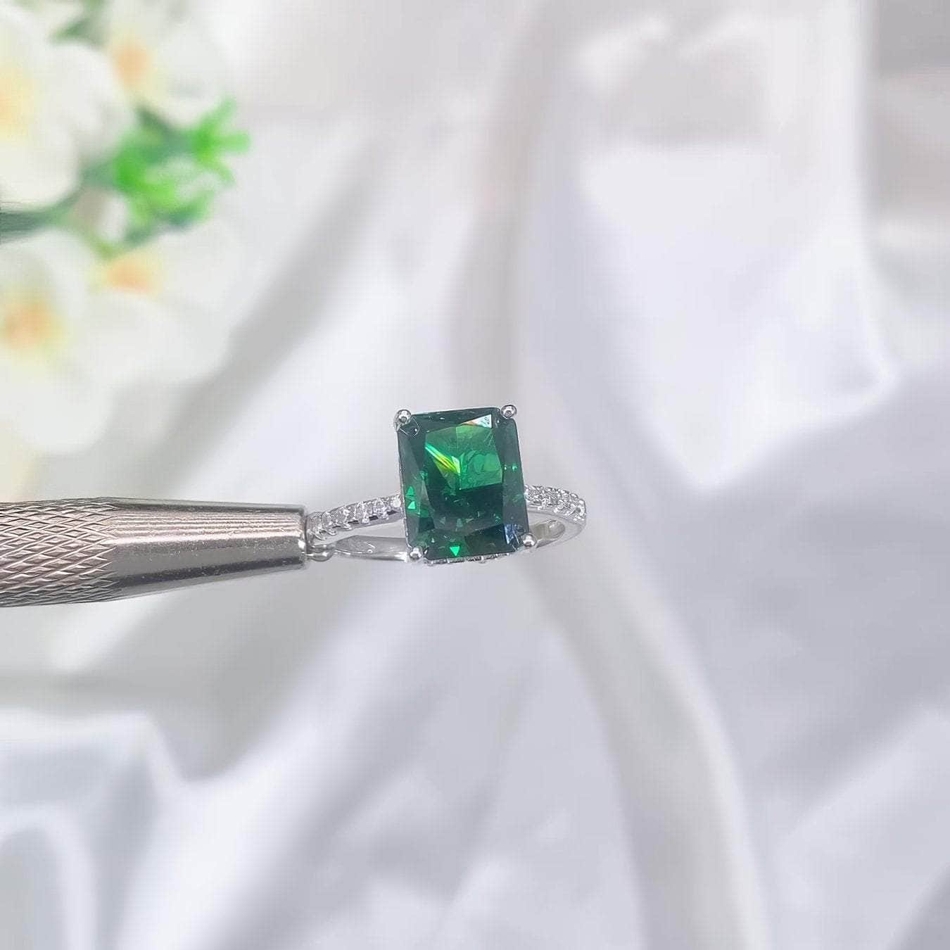 S925 Sterling Silver Emerald Cut Lab Diamond Gemstone Paved Crystal Ring