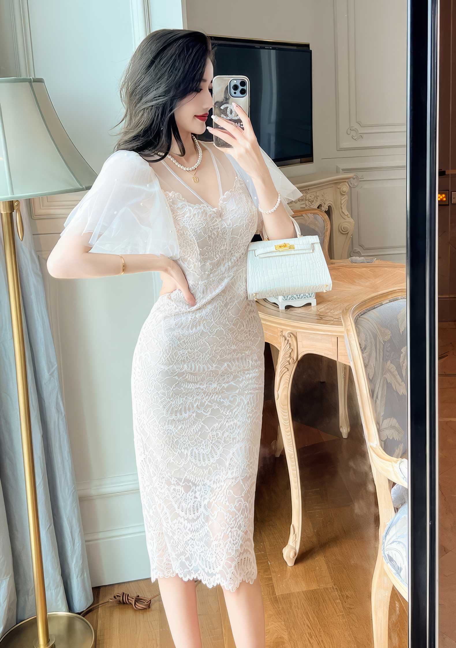 Short Mesh Sleeves Embroidered Midi Dress