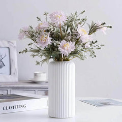 Simple Ornamental Flower Vase Centerpiece