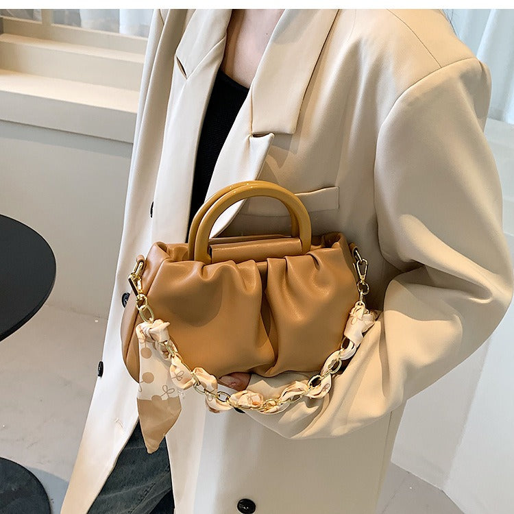 Single Handle Fashionable Clutch Handbag