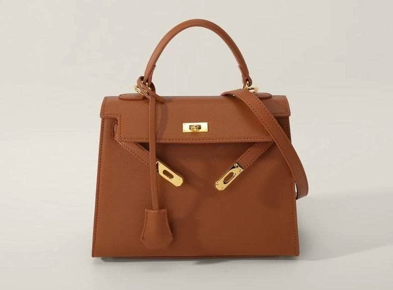 Sleek Leather Handbag with Shoulder Strap Brown