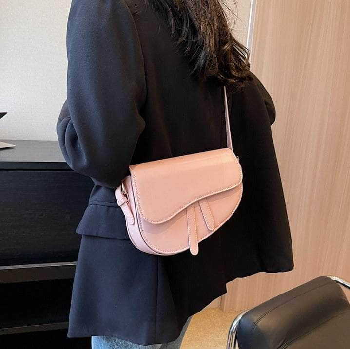 Sleek Saddle Shoulder Bag