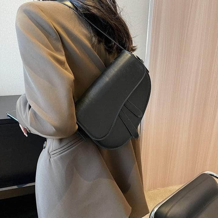 Sleek Saddle Shoulder Bag