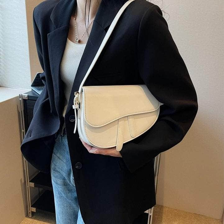 Sleek Saddle Shoulder Bag