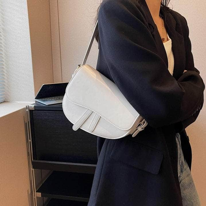 Sleek Saddle Shoulder Bag