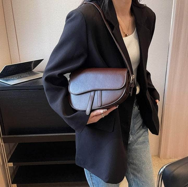 Sleek Saddle Shoulder Bag