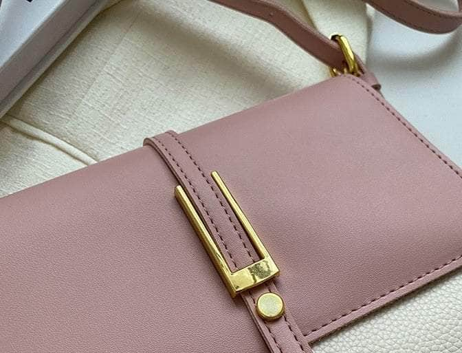 Sleek Shoulder Crossbody Leather Purse