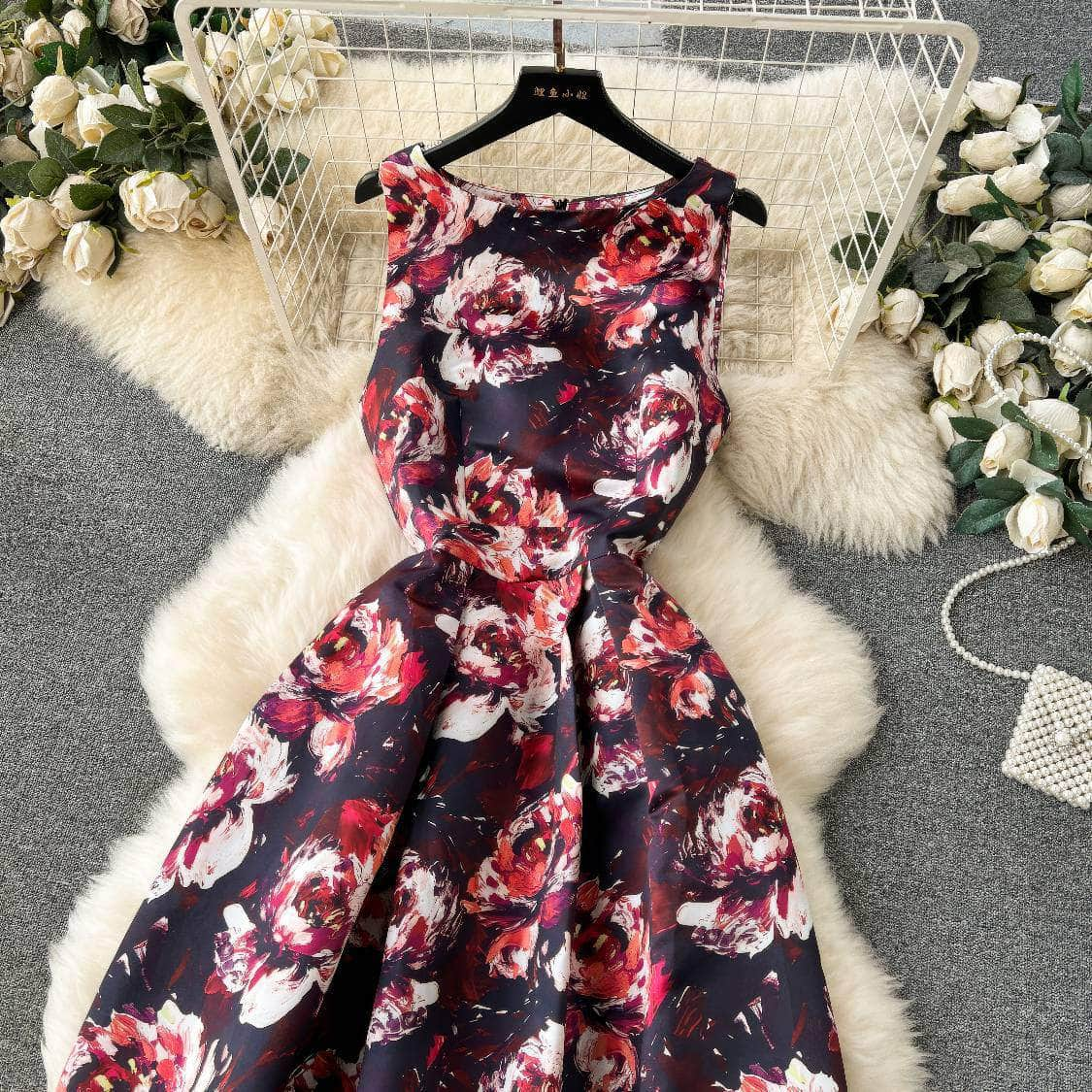 Sleeveless Floral Print Aline Large Pleat Dress