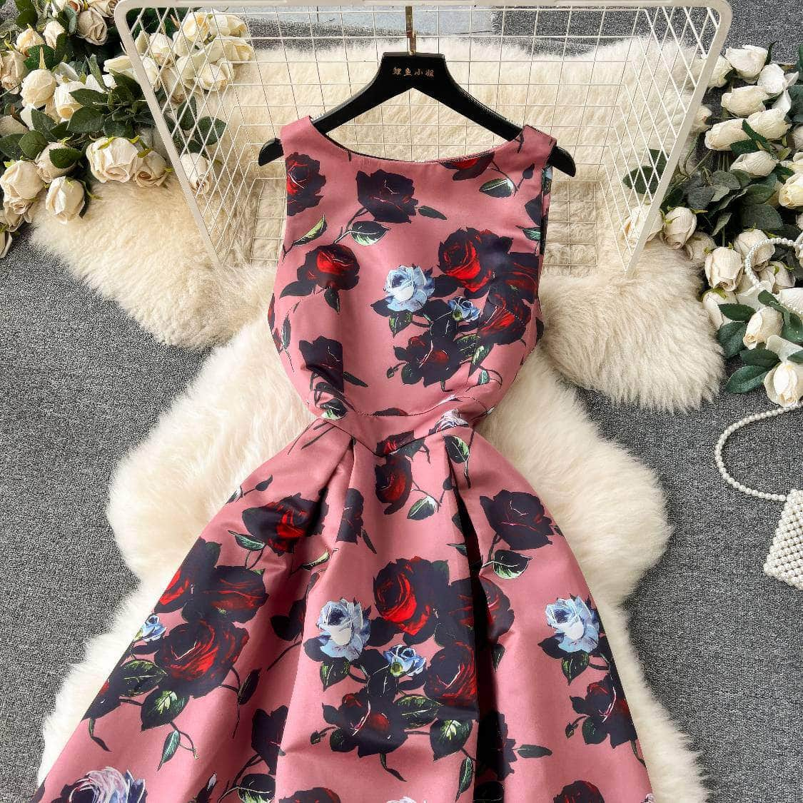 Sleeveless Floral Print Aline Large Pleat Dress