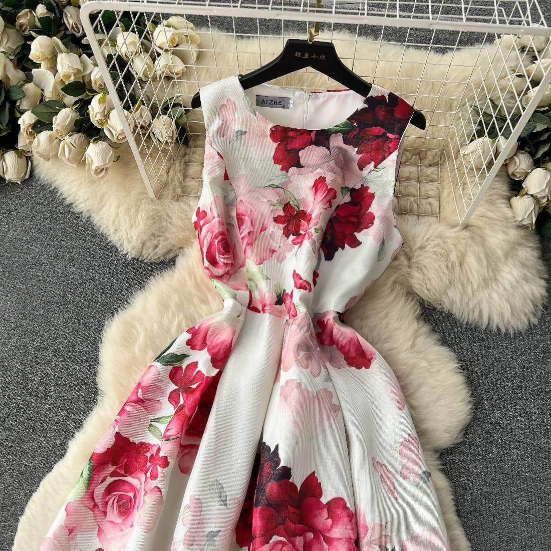 Sleeveless Floral Print Pleated Midi Dress