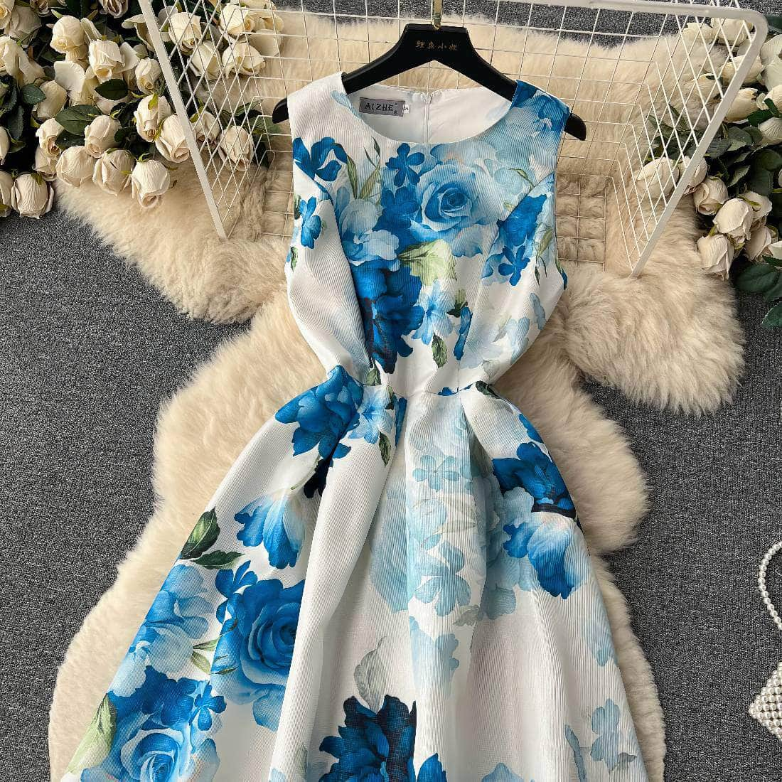 Sleeveless Floral Print Pleated Midi Dress