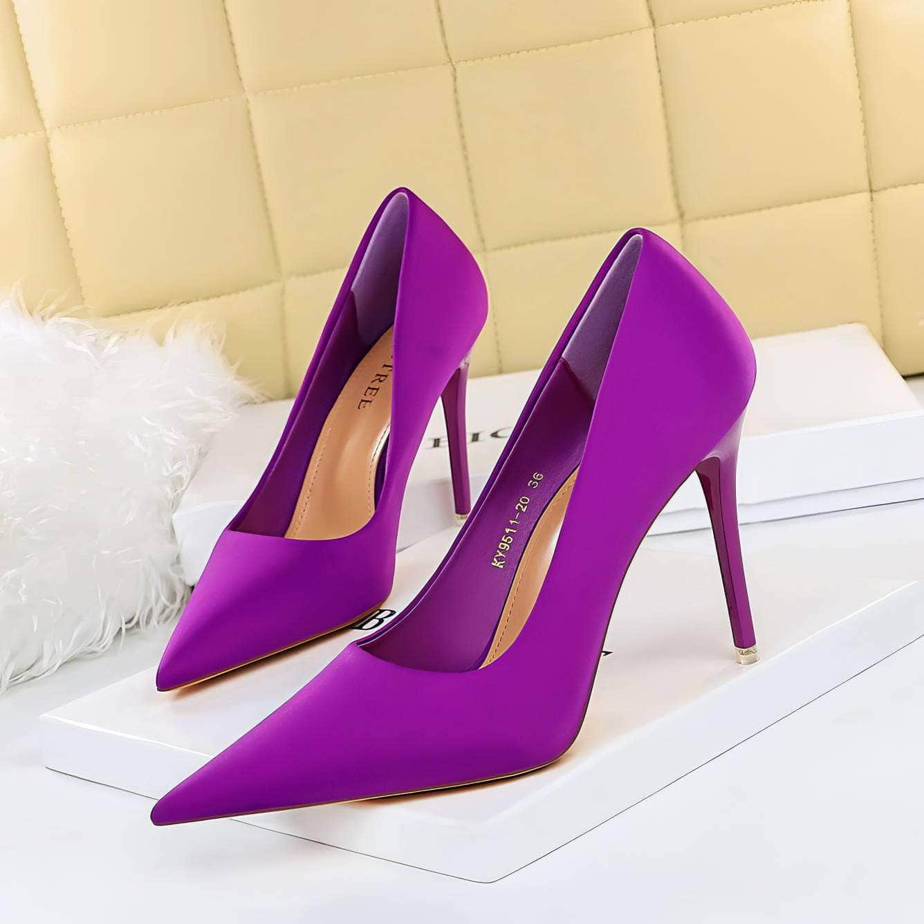 Solid Color Suede Pointed Toe Court Pumps