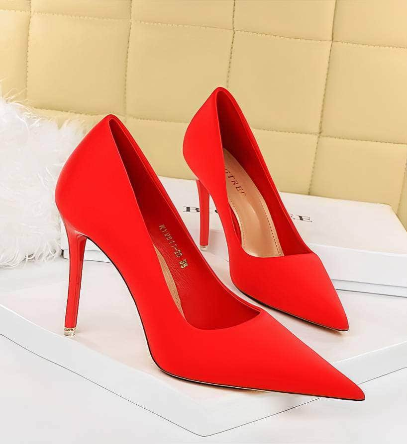 Solid Color Suede Pointed Toe Court Pumps