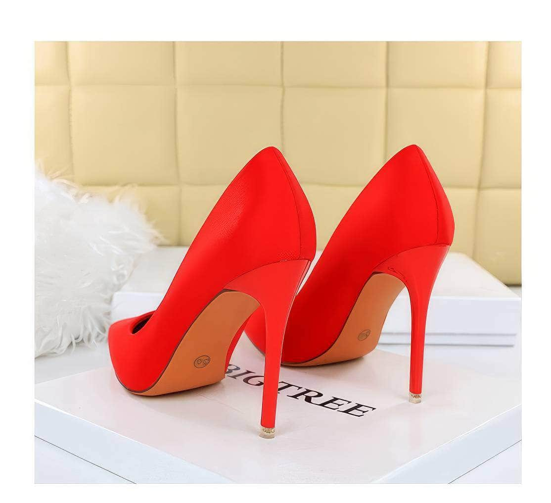 Solid Color Suede Pointed Toe Court Pumps