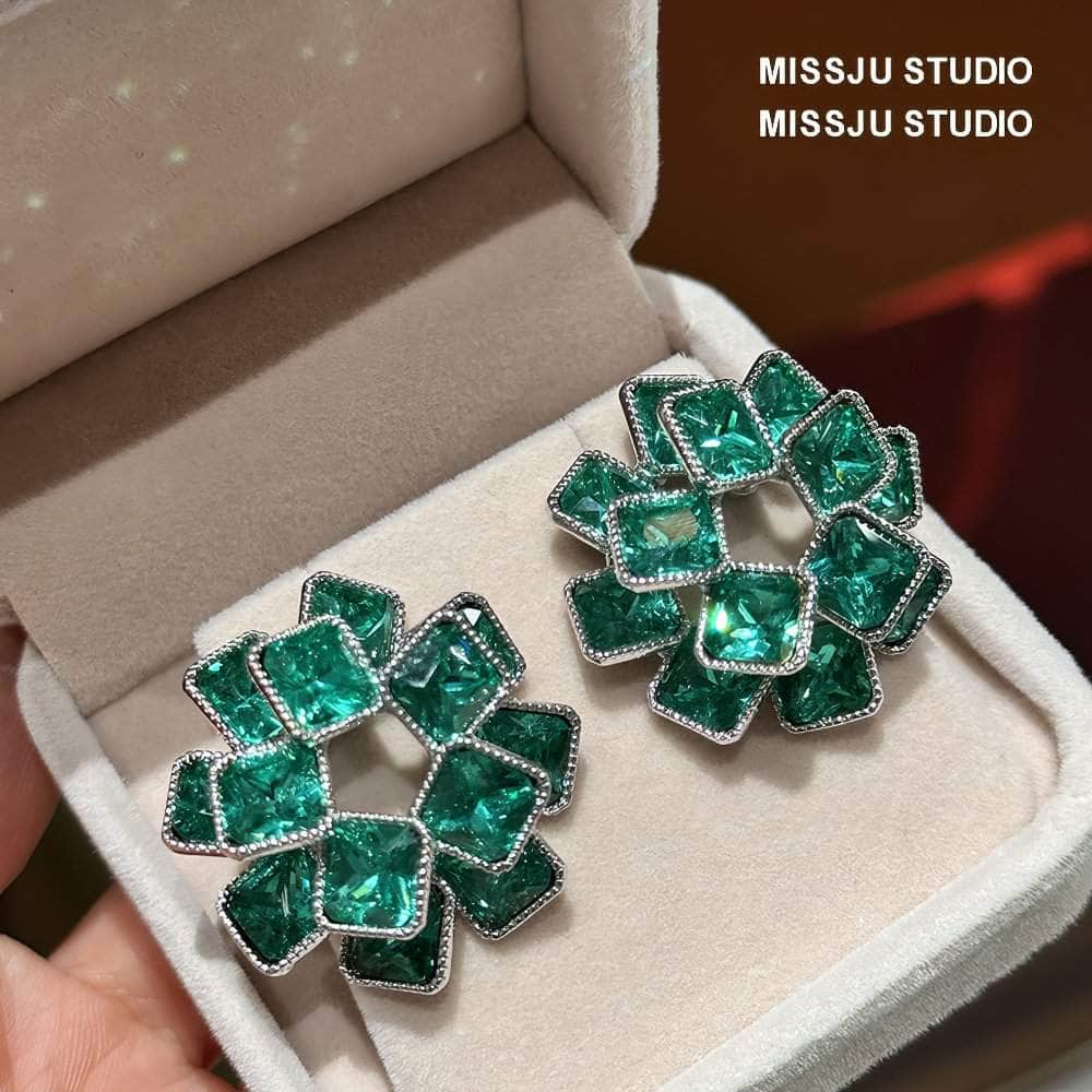 Sparkling Emerald Rhinestoned Layered Square Statement Earrings Green