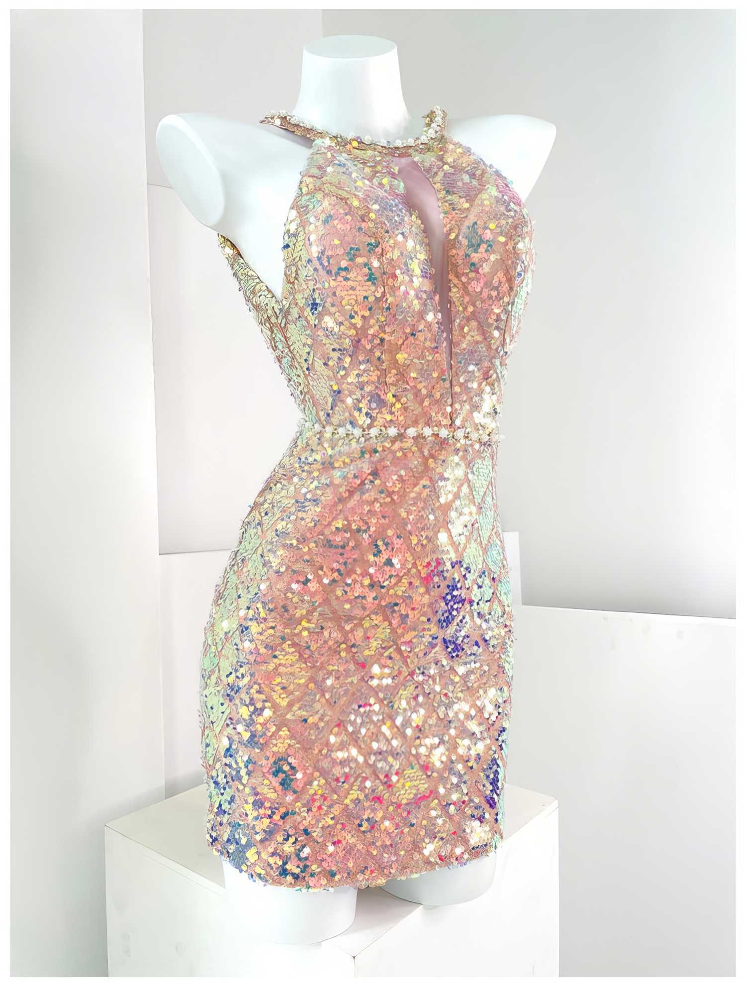 Sparkling Halter Neck Sequin Cocktail Dress