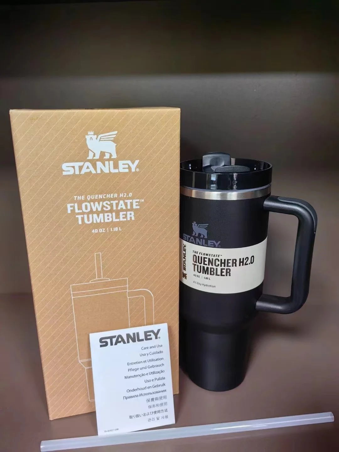 Stanley NEON Quencher H2.0 FlowState Tumbler Black / 30oz 887ML
