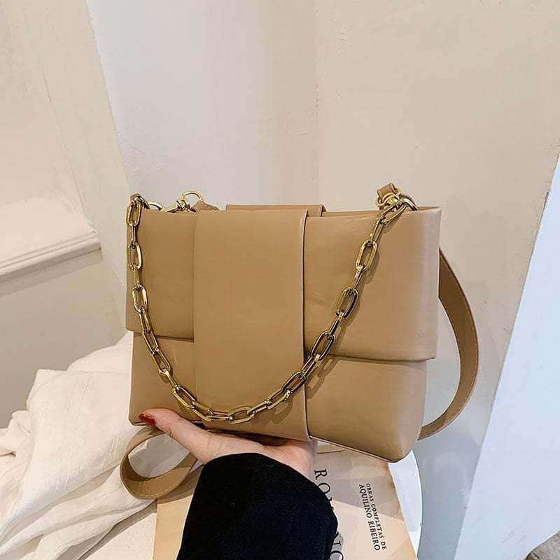 Stylish Crossbody Bag With Chain Shoulder Strap