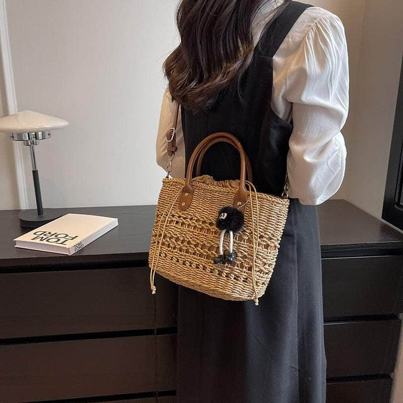 Stylish Handwoven Straw Crossbody Handbag