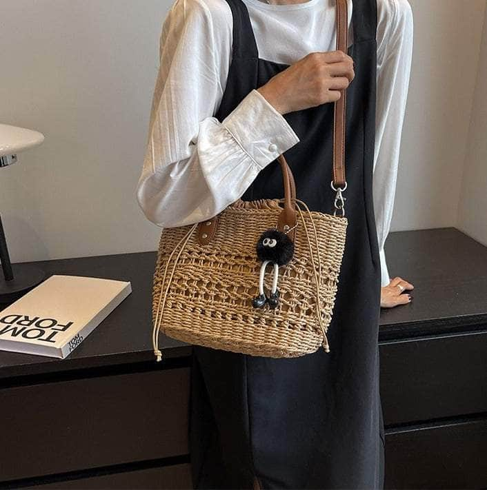 Stylish Handwoven Straw Crossbody Handbag