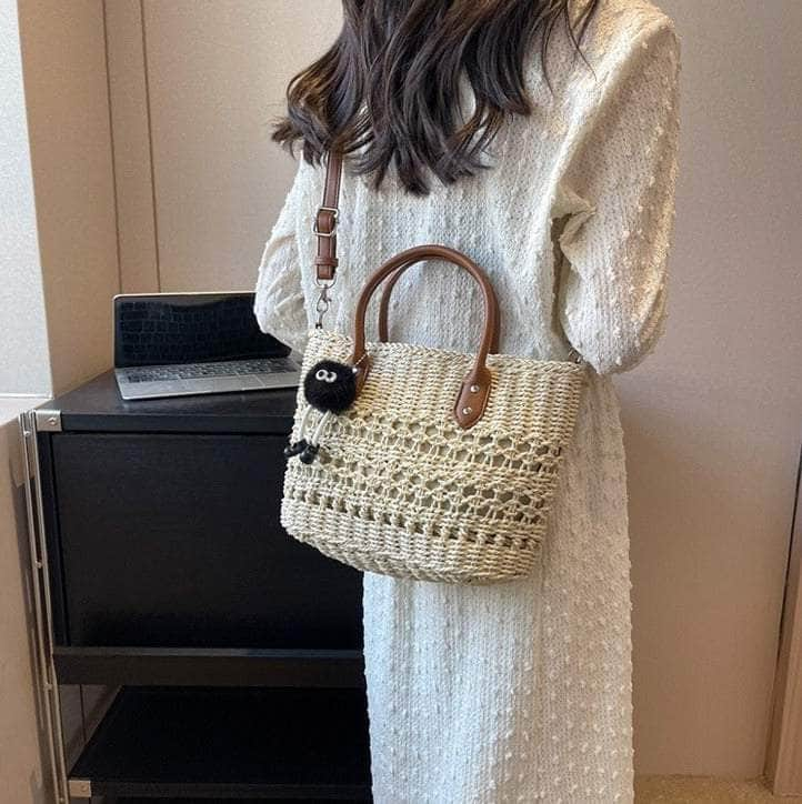 Stylish Handwoven Straw Crossbody Handbag