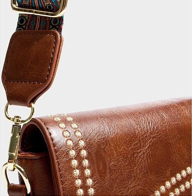 Stylish Leather Crossbody Bag with an Eye-Catching Shape