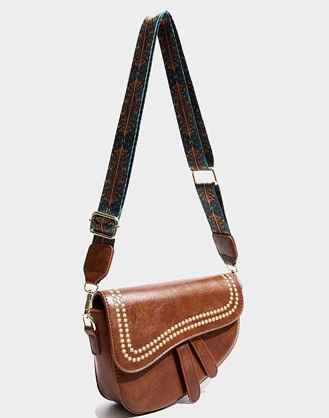 Stylish Leather Crossbody Bag with an Eye-Catching Shape