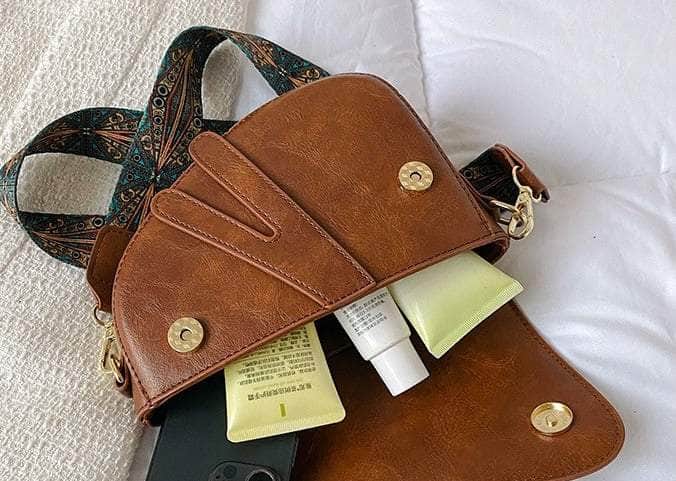 Stylish Mini Leather Shoulder Bag with Crossbody Function