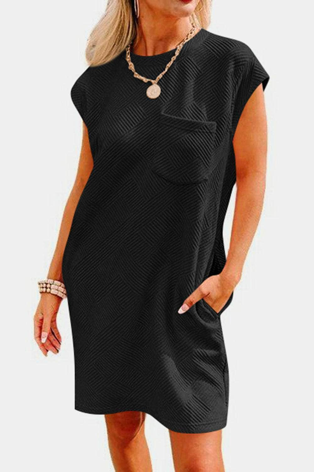 Textured Round Neck Cap Sleeve Dress Black / S