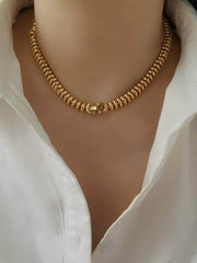 Timeless Ribbed Sofia Disc Choker Necklace Gold / Necklace