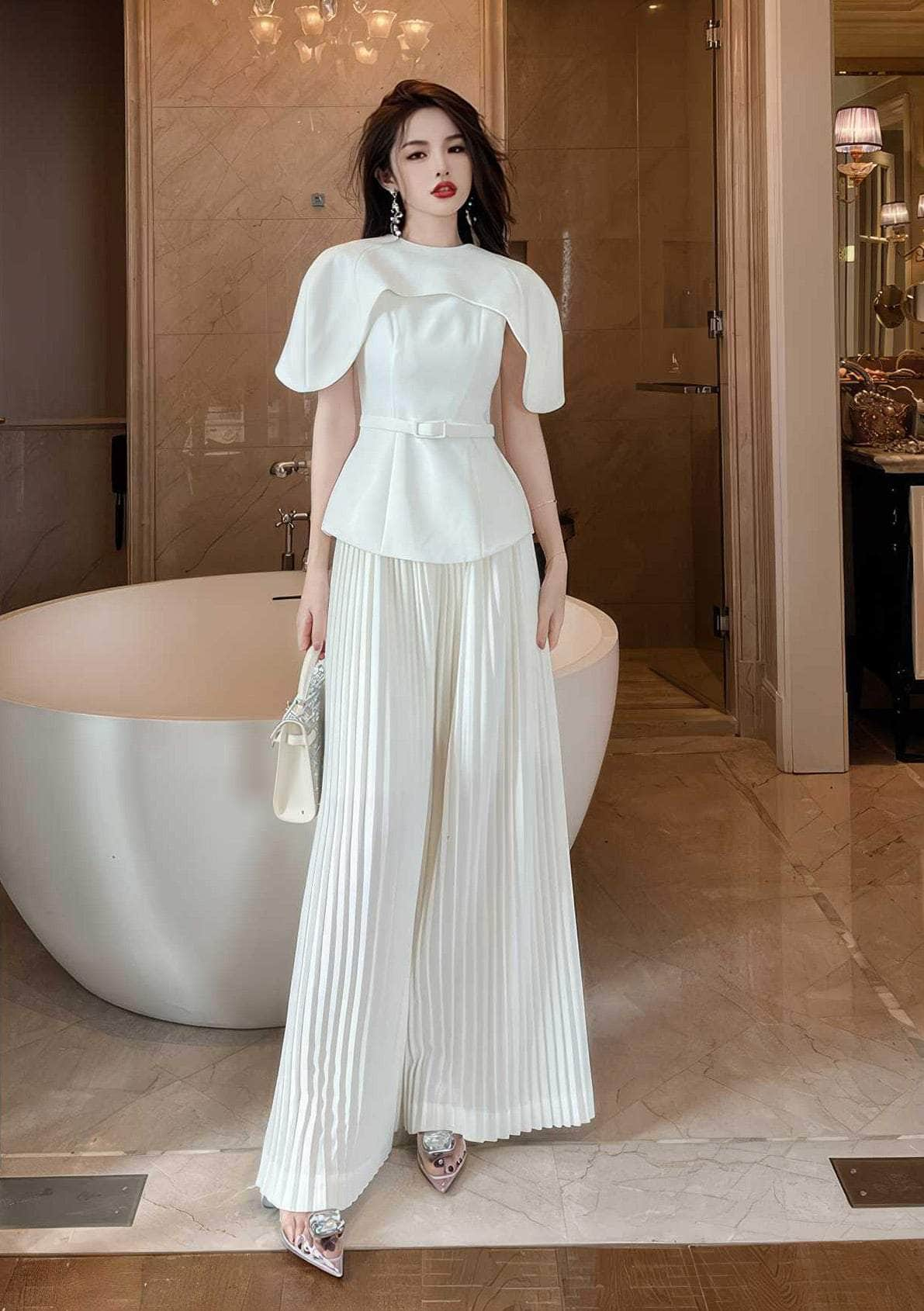 Two-Piece Sleeveless Pleated Wide-Leg Pants