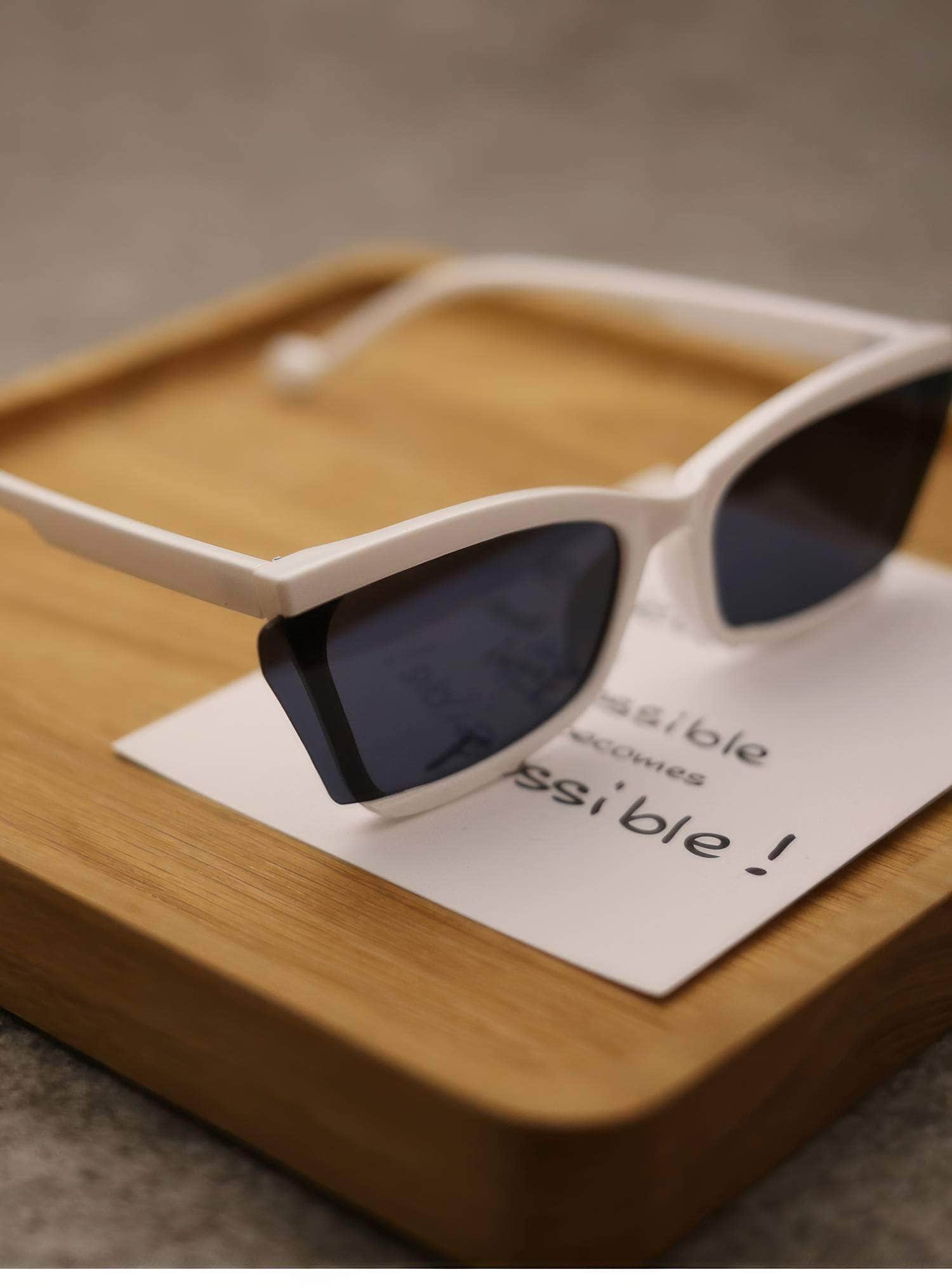 Unique Sleek Frame Sunglasses