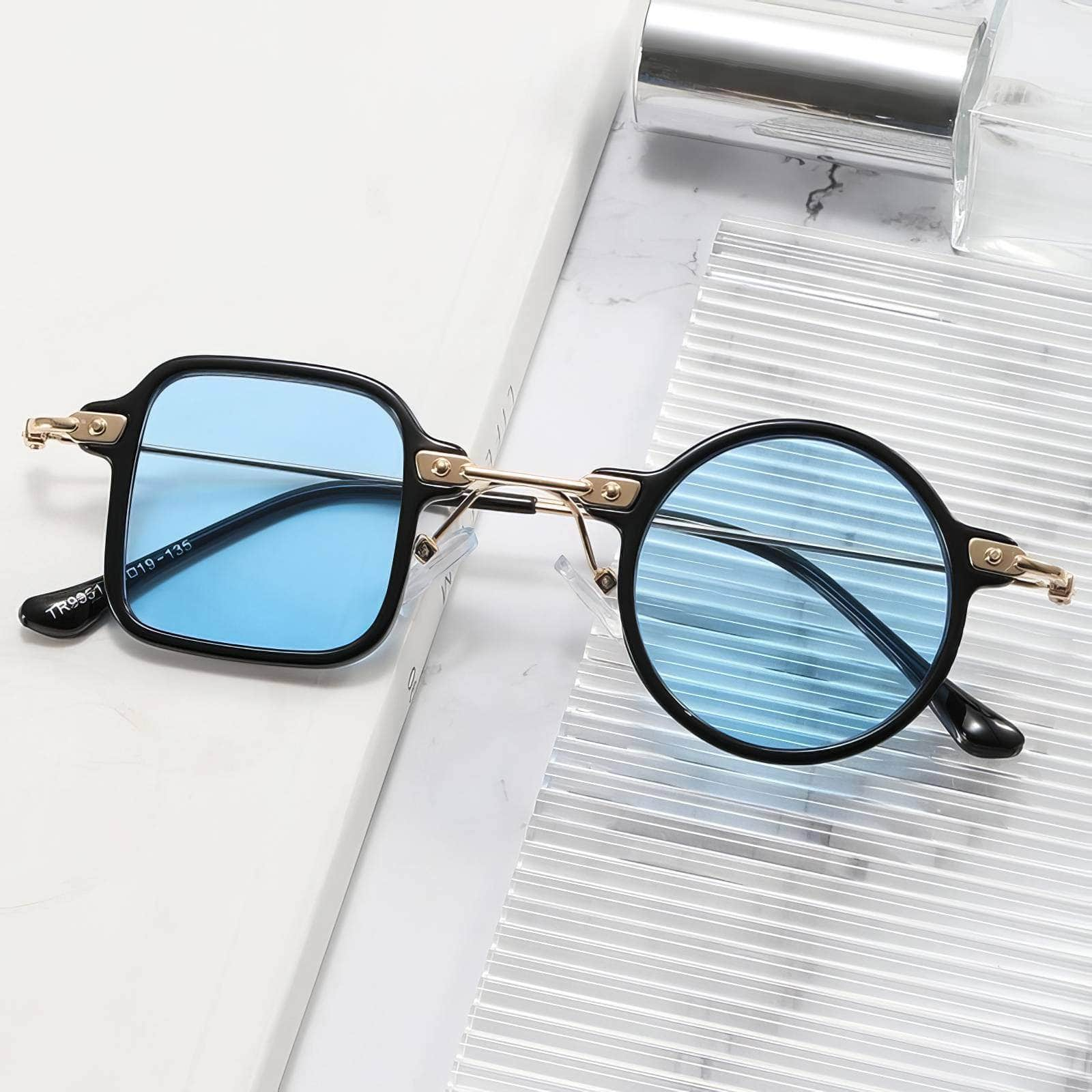 Unique Square Round Eyewear black/blue / Resin