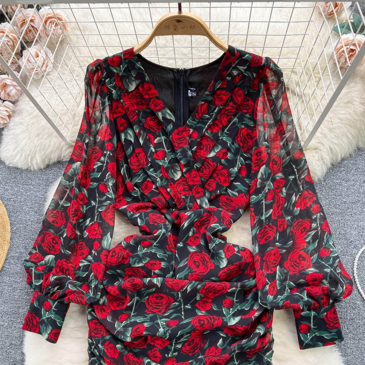 V-neck Floral Ruffled Lantern Sleeves Dress