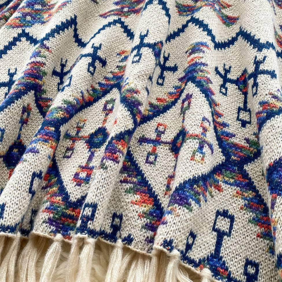 Vintage Bohemian Tassel Detailed Shawl