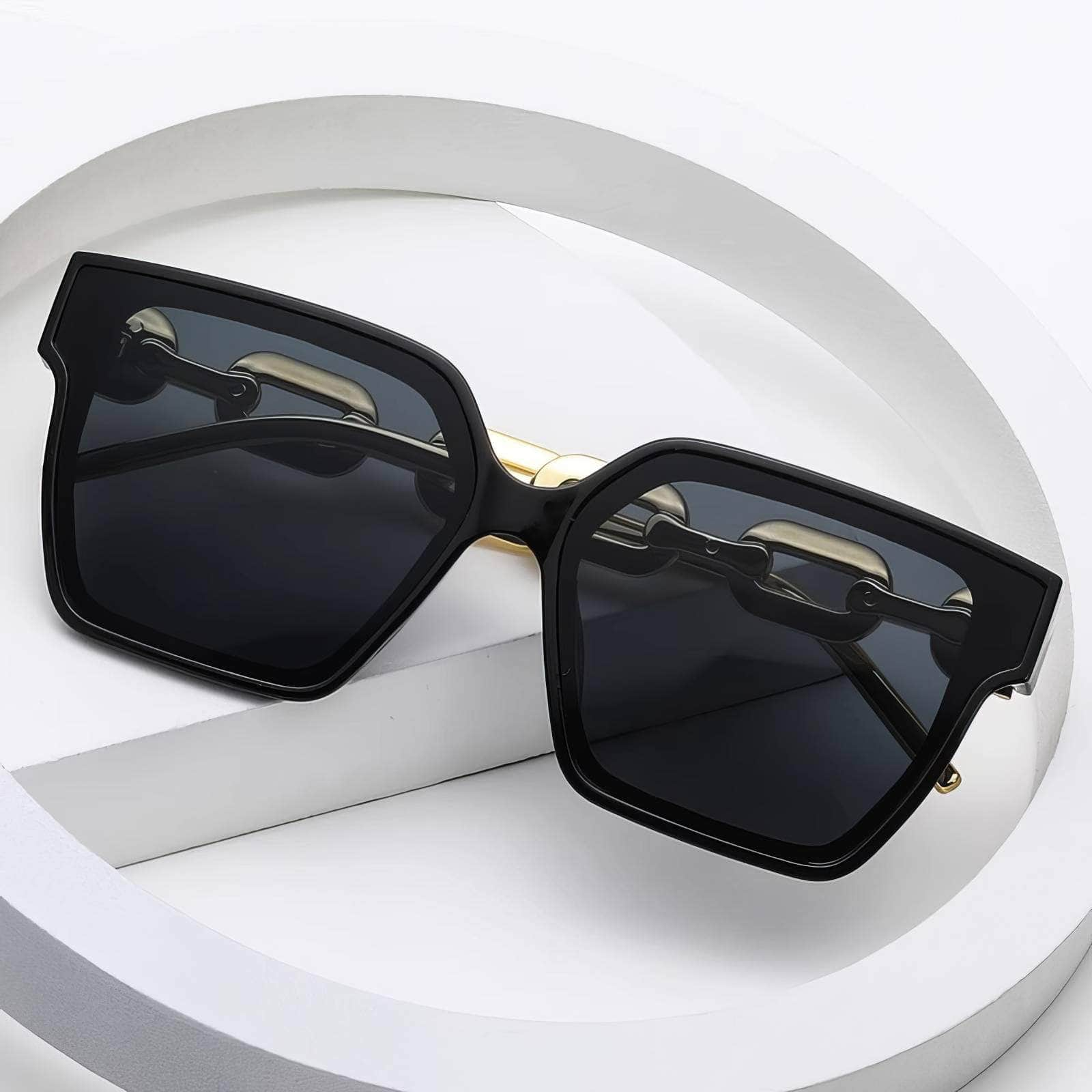 Vintage Cat Eye Sunglasses:Timeless Style