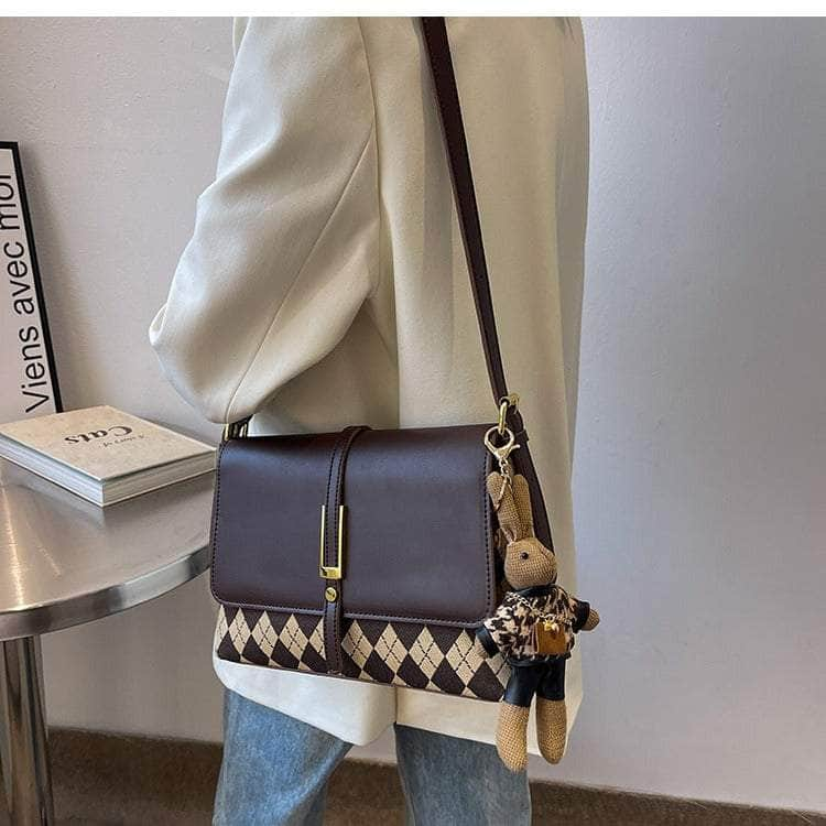 Vintage-inspired Faux Leather Shoulder Crossbody Handbag