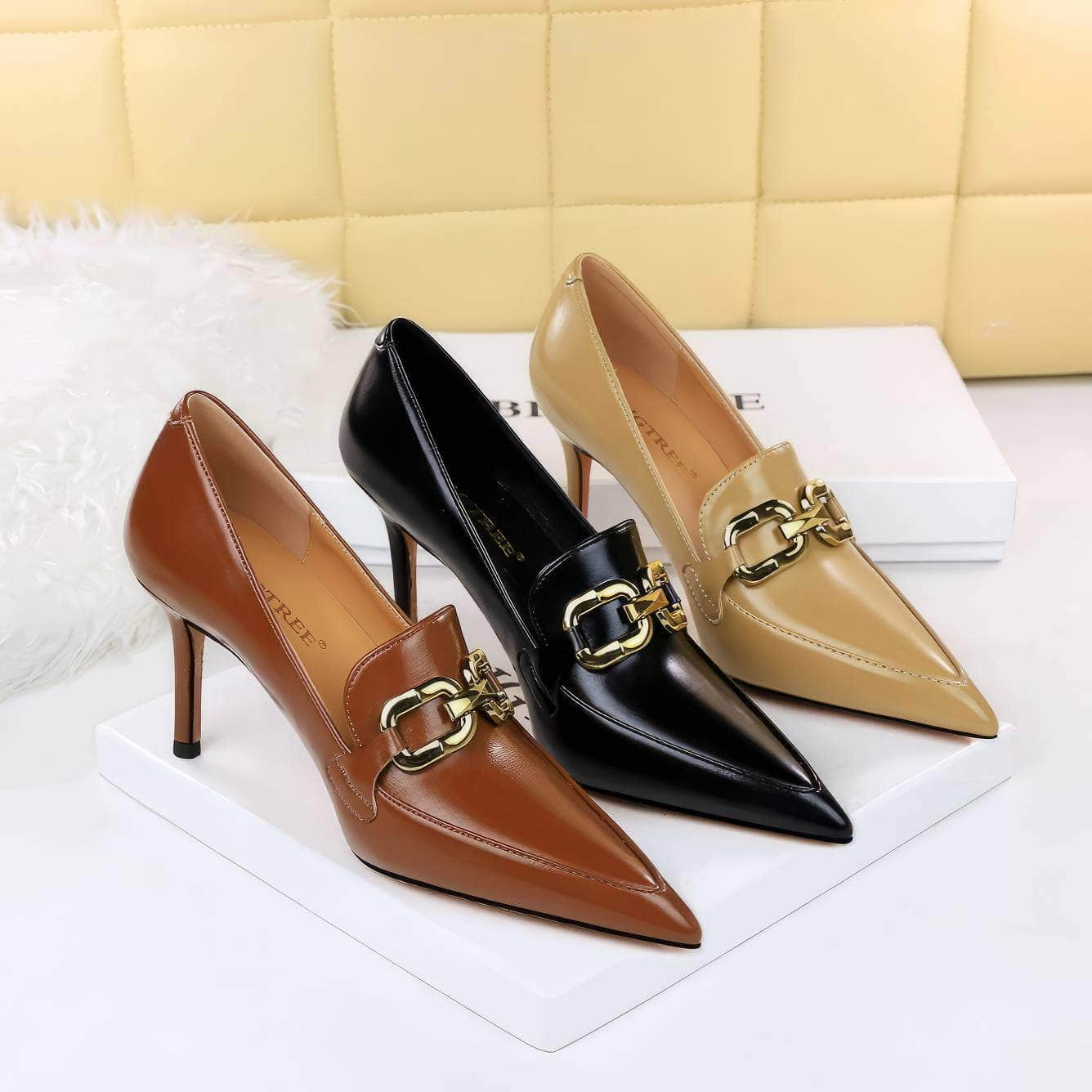 Vintage Metal Buckle Pointy Toe Heels