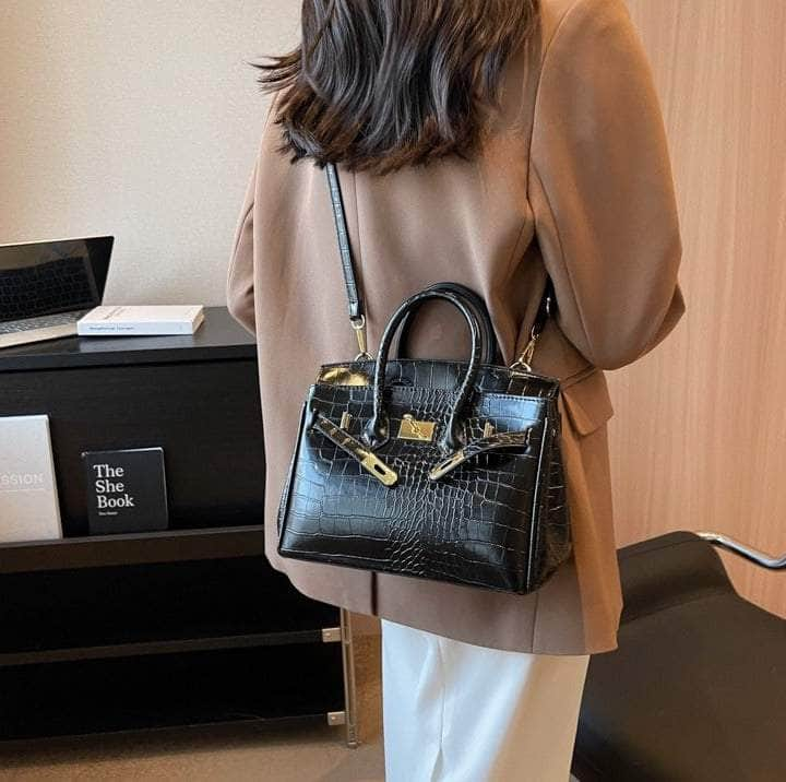 Women Crocodile Texture Handbag