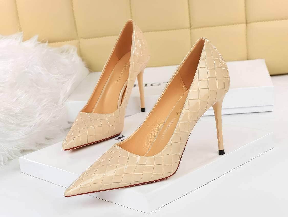 Woven Detail Glossy Stiletto High Heels EU 33 / Wheat / 9.5CM